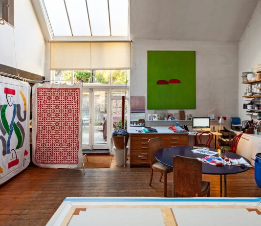 Gone to print: space and colour in a textile designer’s cottage