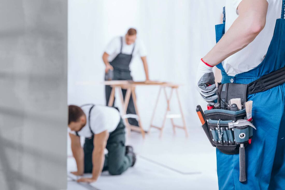handyman-with-tool-belt-pyxvecn_orig