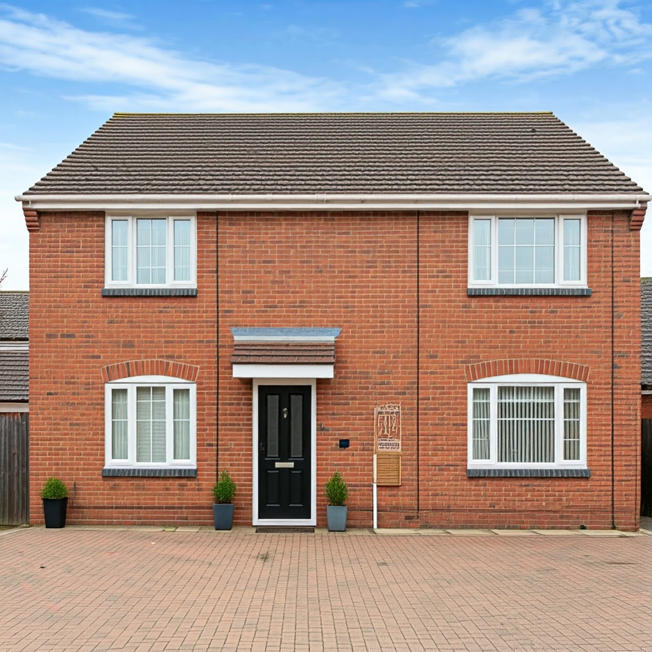 Cracking the Code Insider Strategies for Securing a Property in Burnham's High-Demand Market